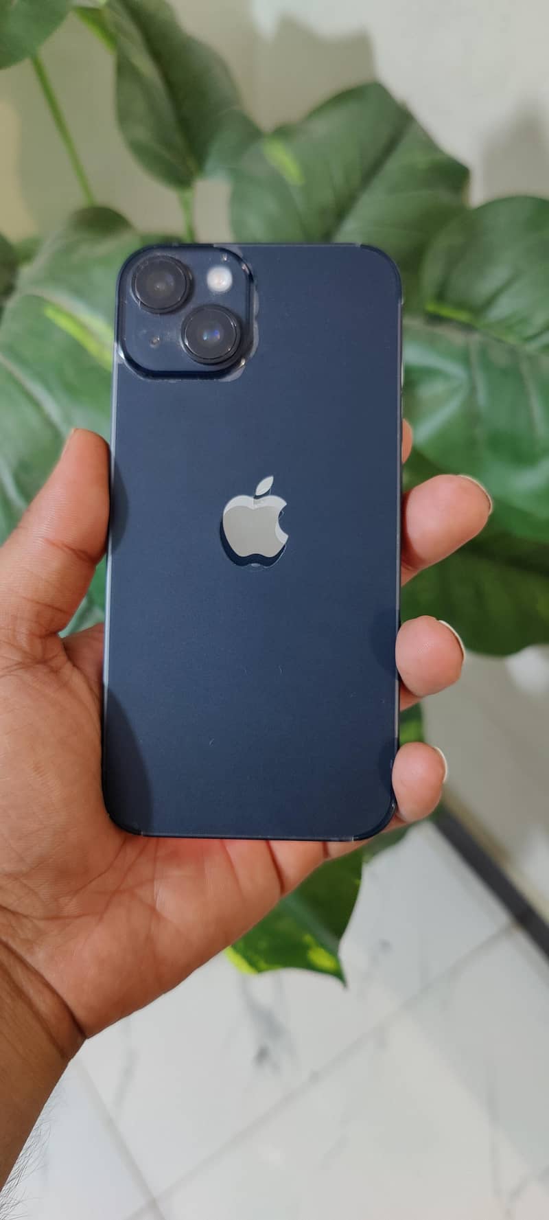 Apple iPhone 14 3
