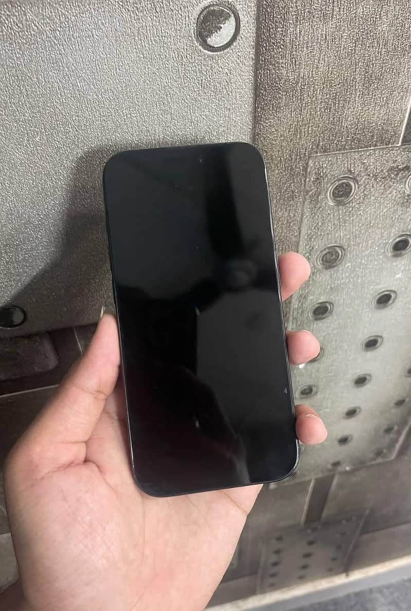 Apple iPhone 15 Pro 1
