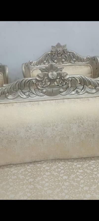 Sofa set