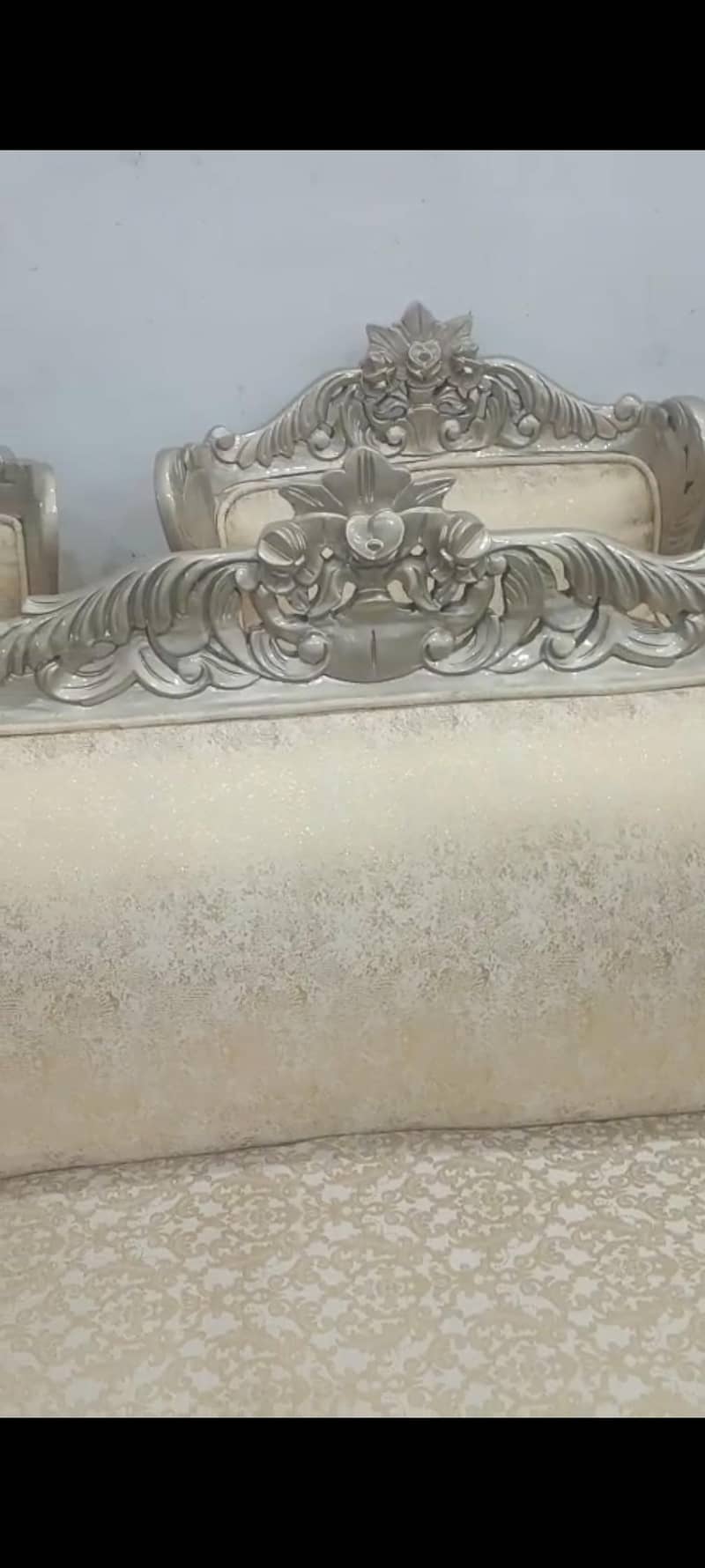 Sofa set 0