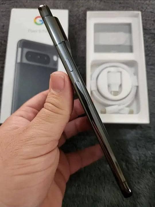 Google Pixel 8 Pro 1