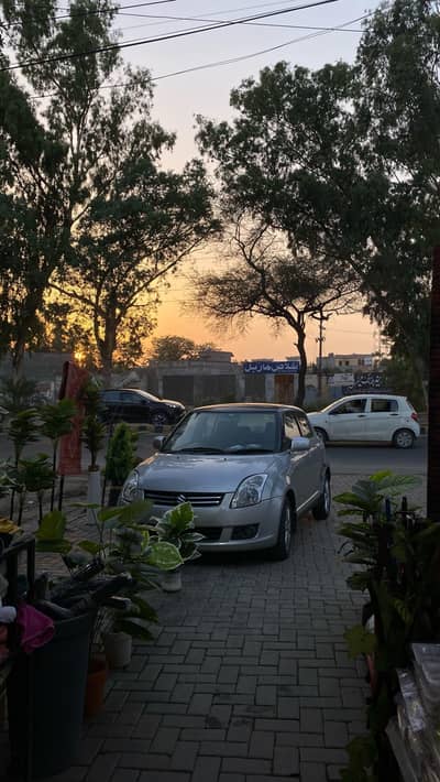 Suzuki Swift 2017 DLX 1.3 Manual