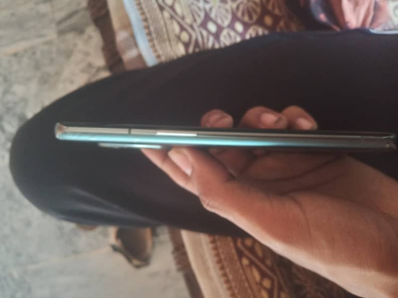oneplus 9 pro 1