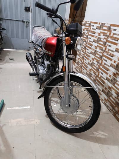 HONDA CG 125 SELF START NEW