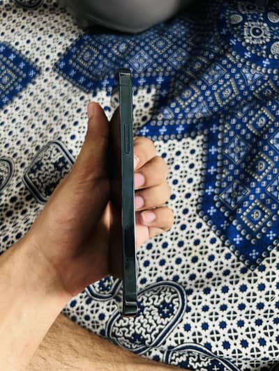 Apple iPhone 12 Pro
