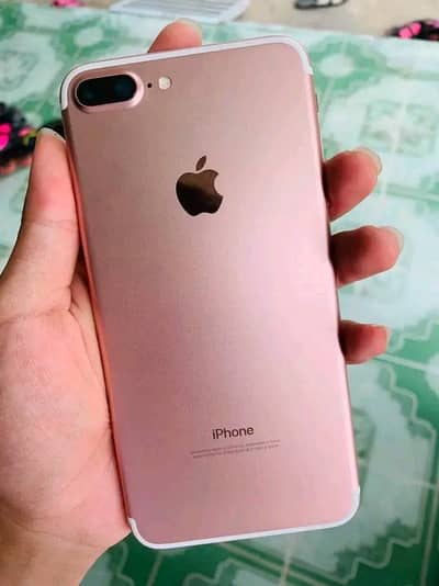 Iphone 7plus pta approved 128gb My WhatsApp number 03093713755