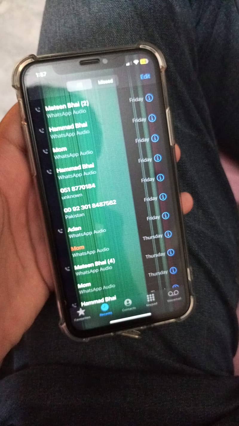Apple iPhone X 3