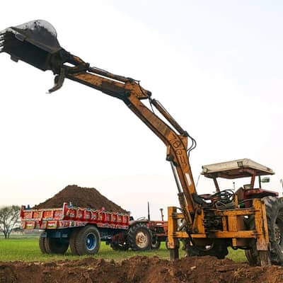 Backhoe for 375,385 Tractor