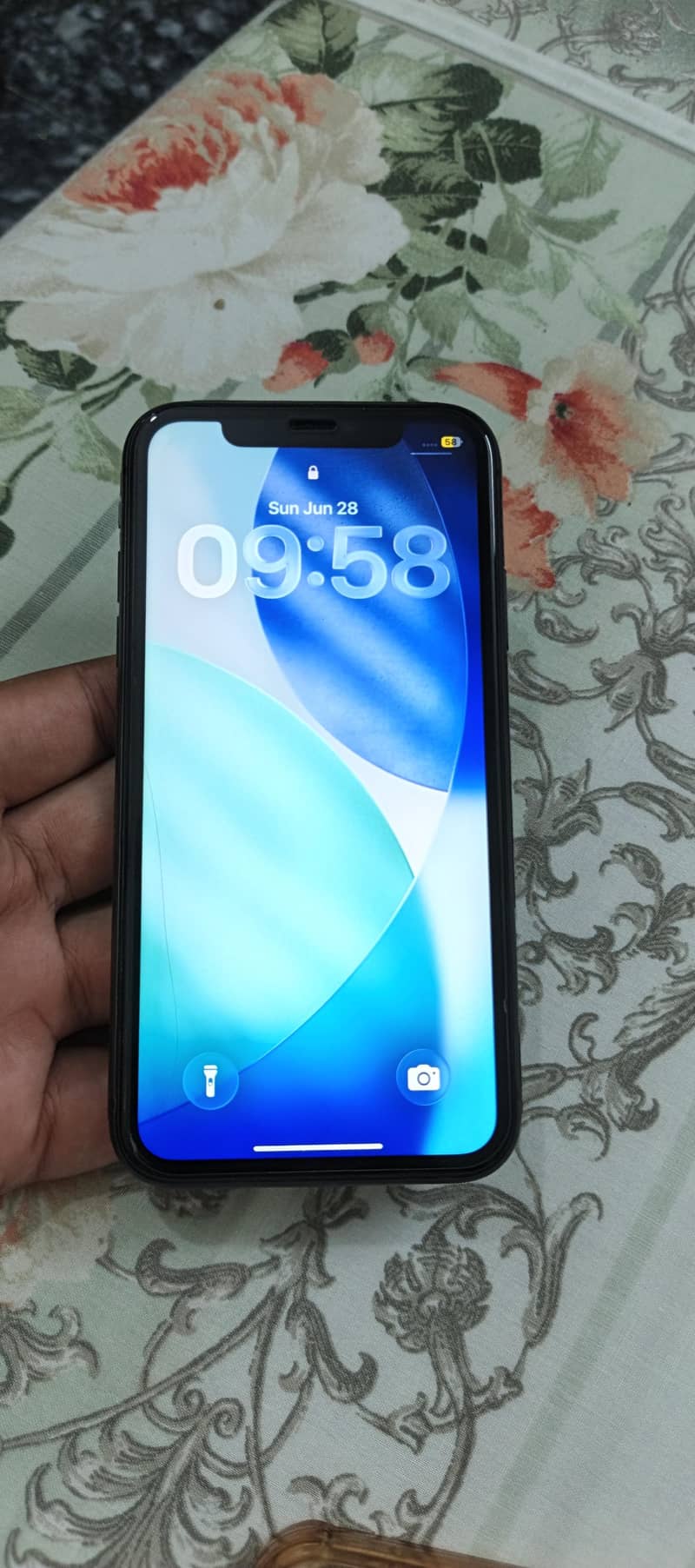 Apple iPhone 11 12