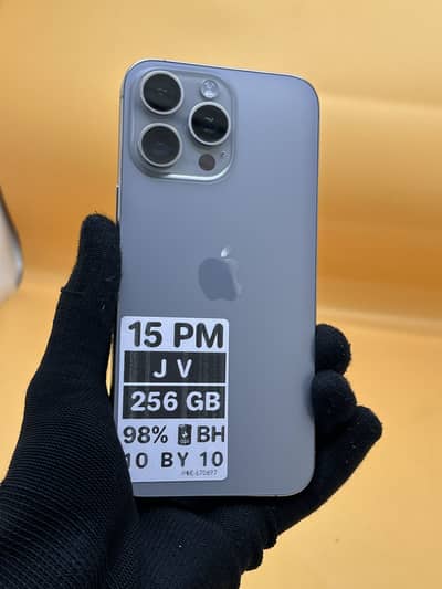 Apple iPhone 15 Pro Max Jv 256 GB 98% Battery health