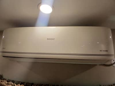 1.5 Ton Orient (Orbit) Inverter Ac for sale ------Excellent condition