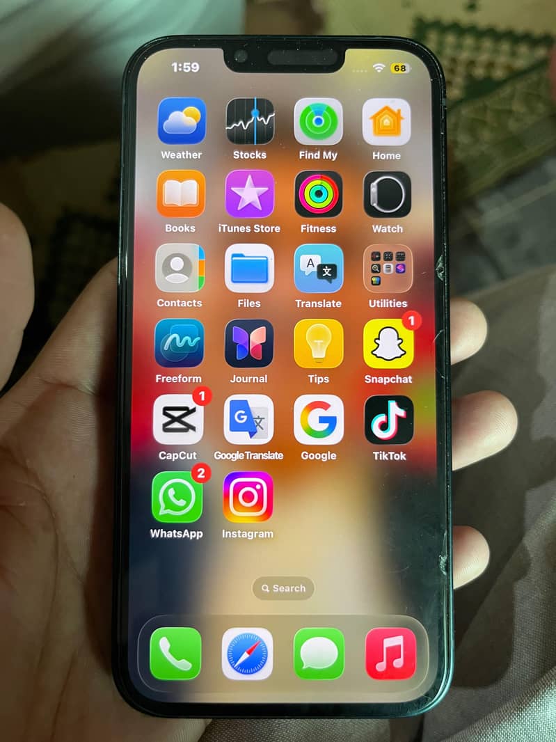 Apple iPhone 13 5