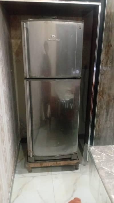 Dawlance reliable brand . . Home used fridge