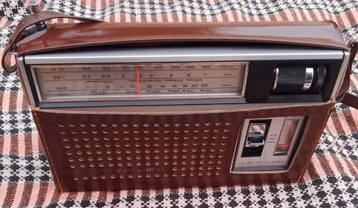 radio national R312 made in Japan good condition for sale