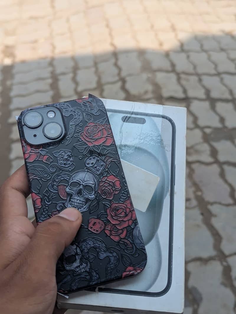 Apple iPhone 15 3