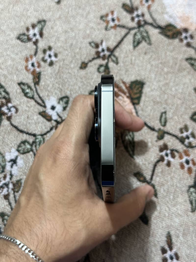 Apple iPhone 14 Pro 6