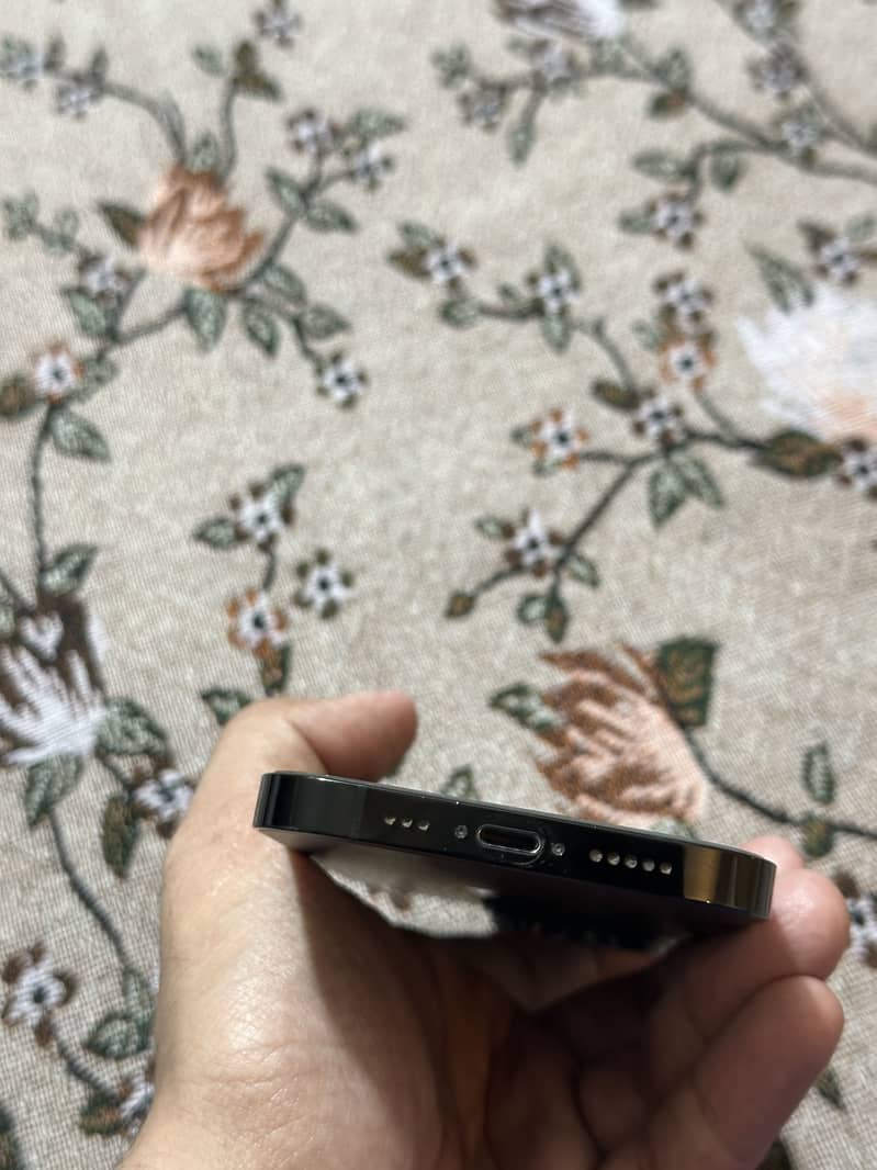 Apple iPhone 14 Pro 7
