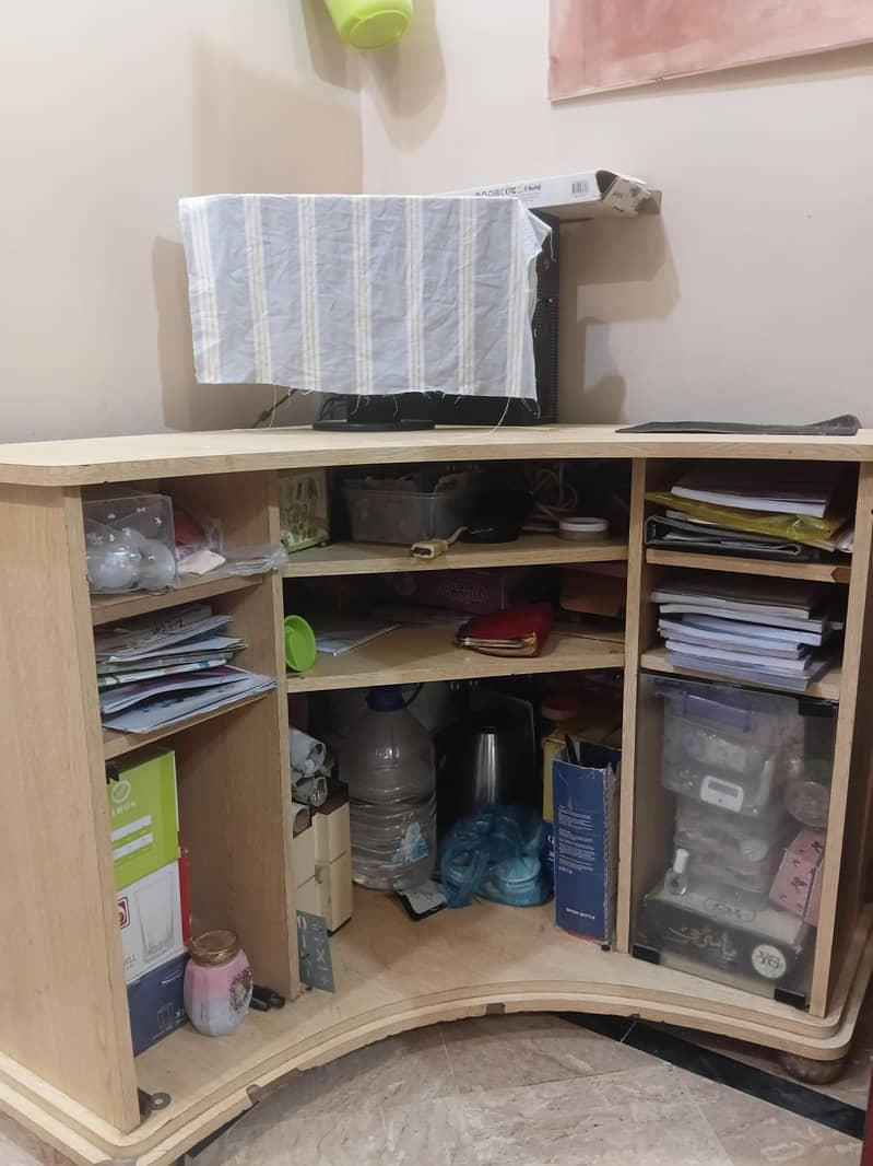 computer table 1