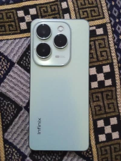 Infinix Hot 40 Pro