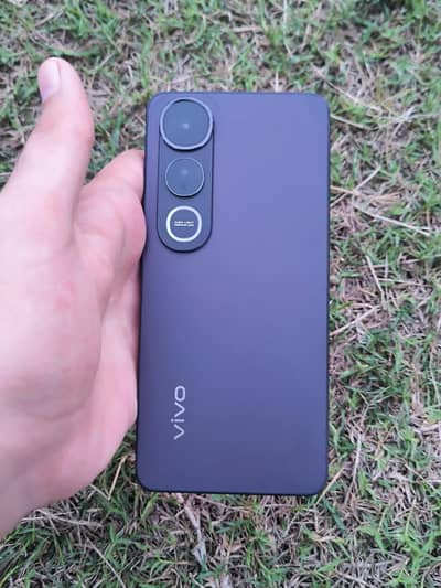 Vivo V50 Lite with box and charger