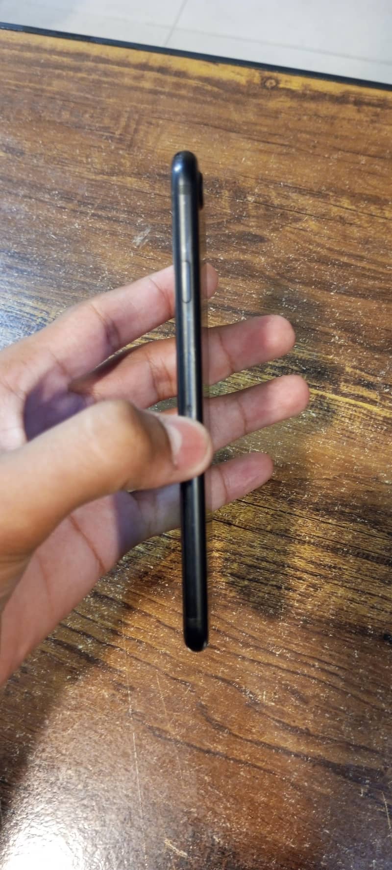 Apple iPhone 7 3