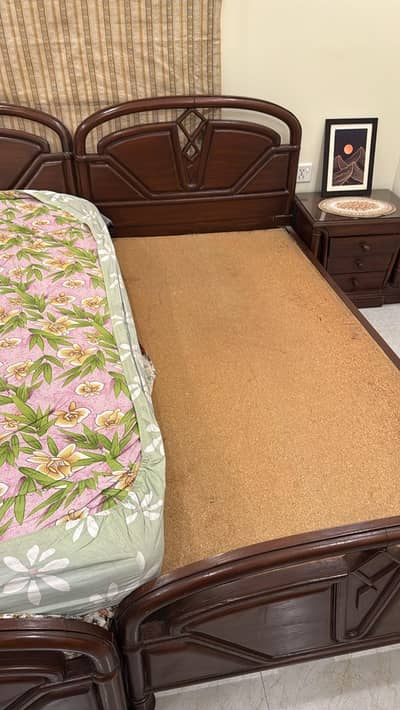 2 Single Beds with side table, dressing and coffee table