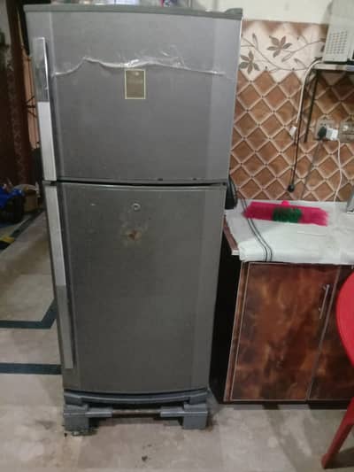 Dawlance Fridge Medium Size used 9/10