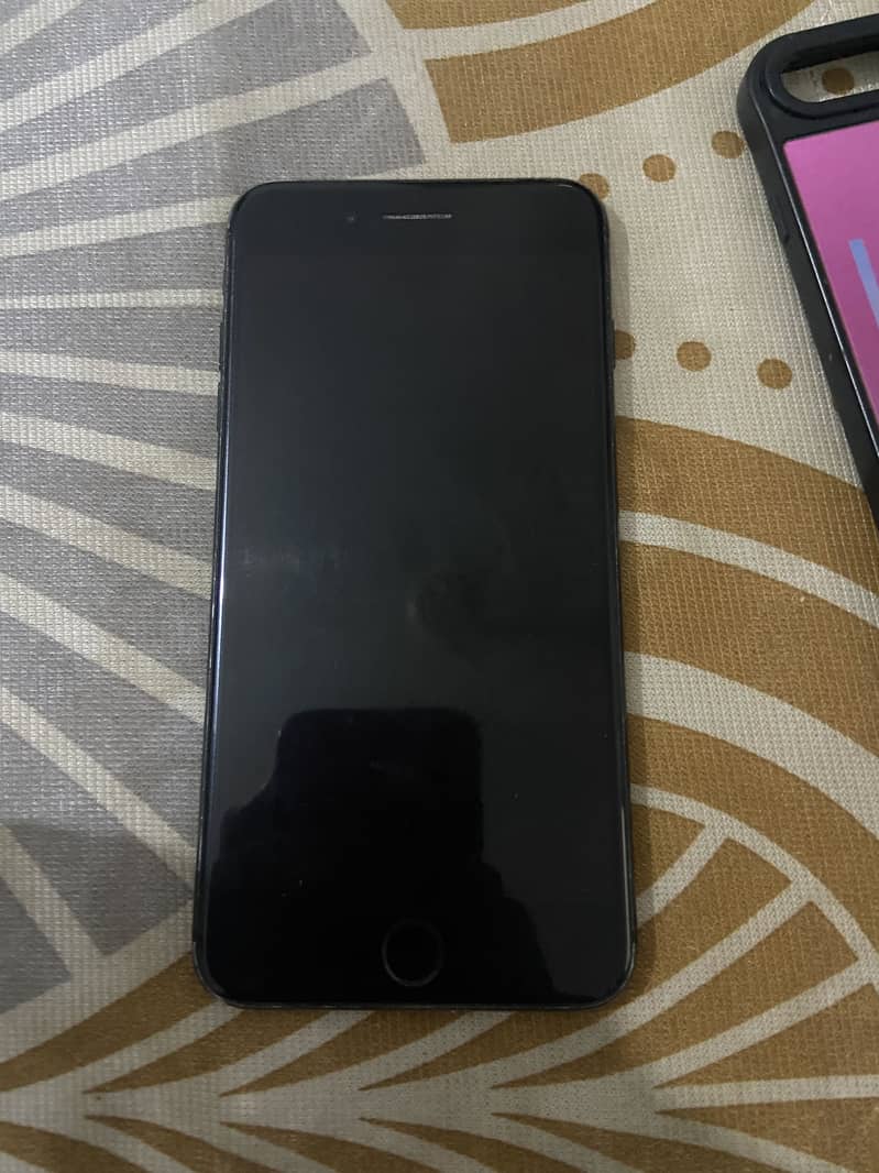 Apple iPhone 7 Plus 3