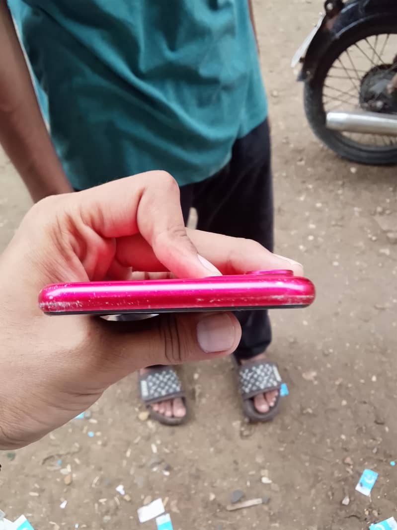 Apple iPhone 11 2