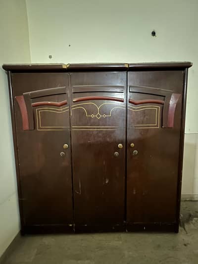 Almarih 3 door