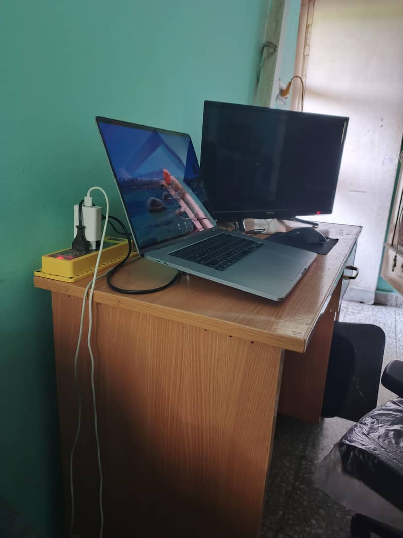 Computer Table Best 1