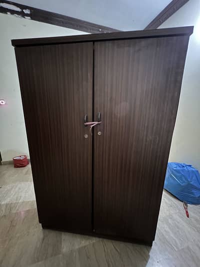 Almarih 2 door