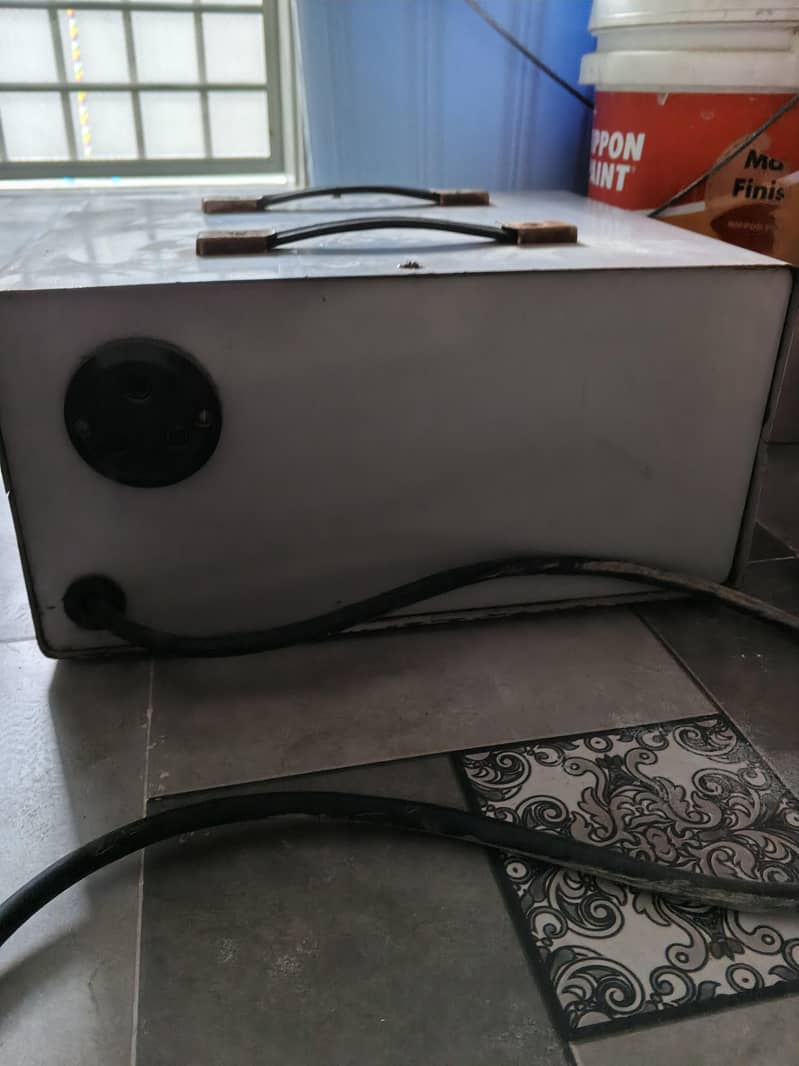 AC stabilizer 1