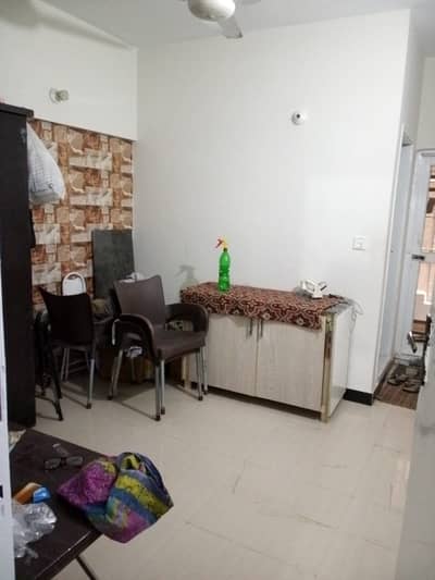 Portion Available for Rent Gulistan. e. ,Jouhar