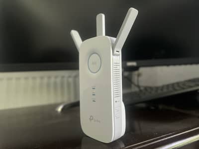 TP-Link AC1750 Model RE450 WiFi Booster