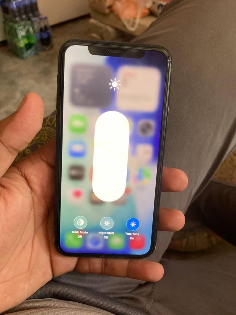 Apple iPhone 11 Pro 1