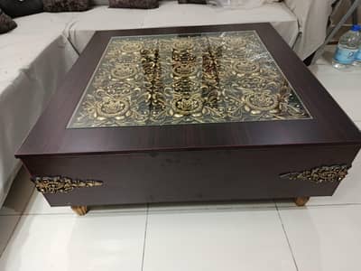centre Table in good condition