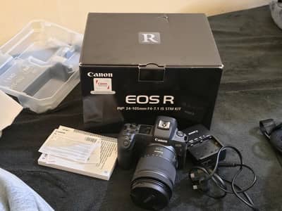 Canon Eos R with 24-105mm lens