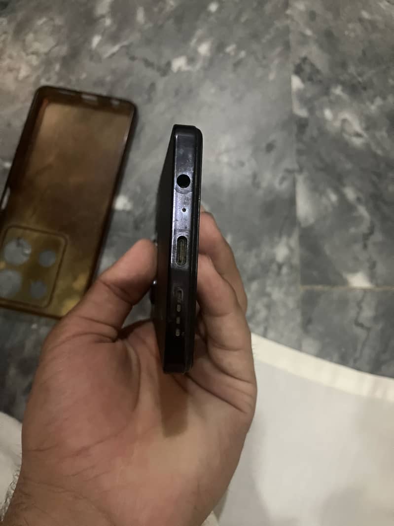 Infinix Note 30 6