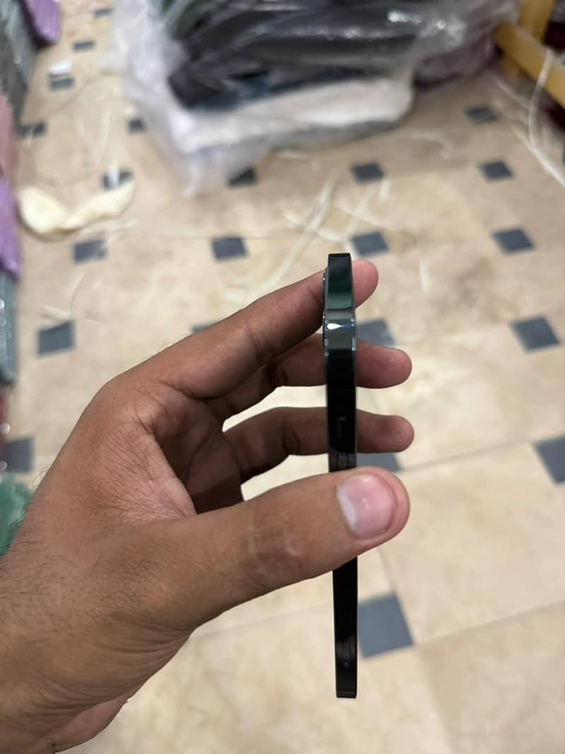 Apple iPhone 12 Pro 9