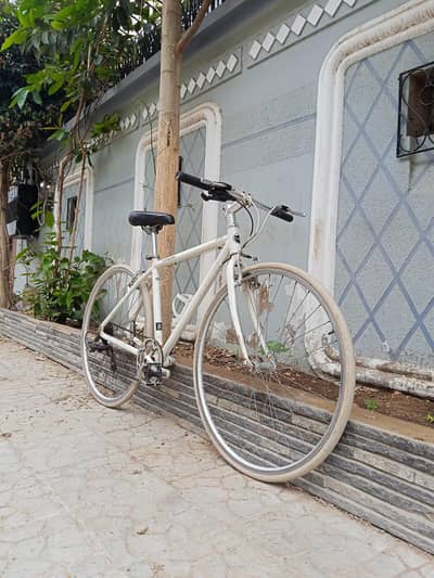 Weekend Hybrid bike - Up for sale.