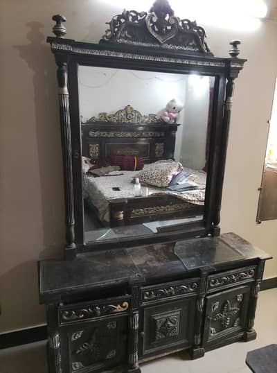 Dressing Table For Sale