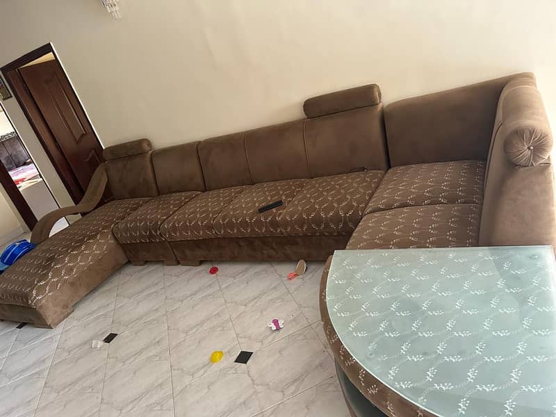 U shaped  sofa set excellent condition 0