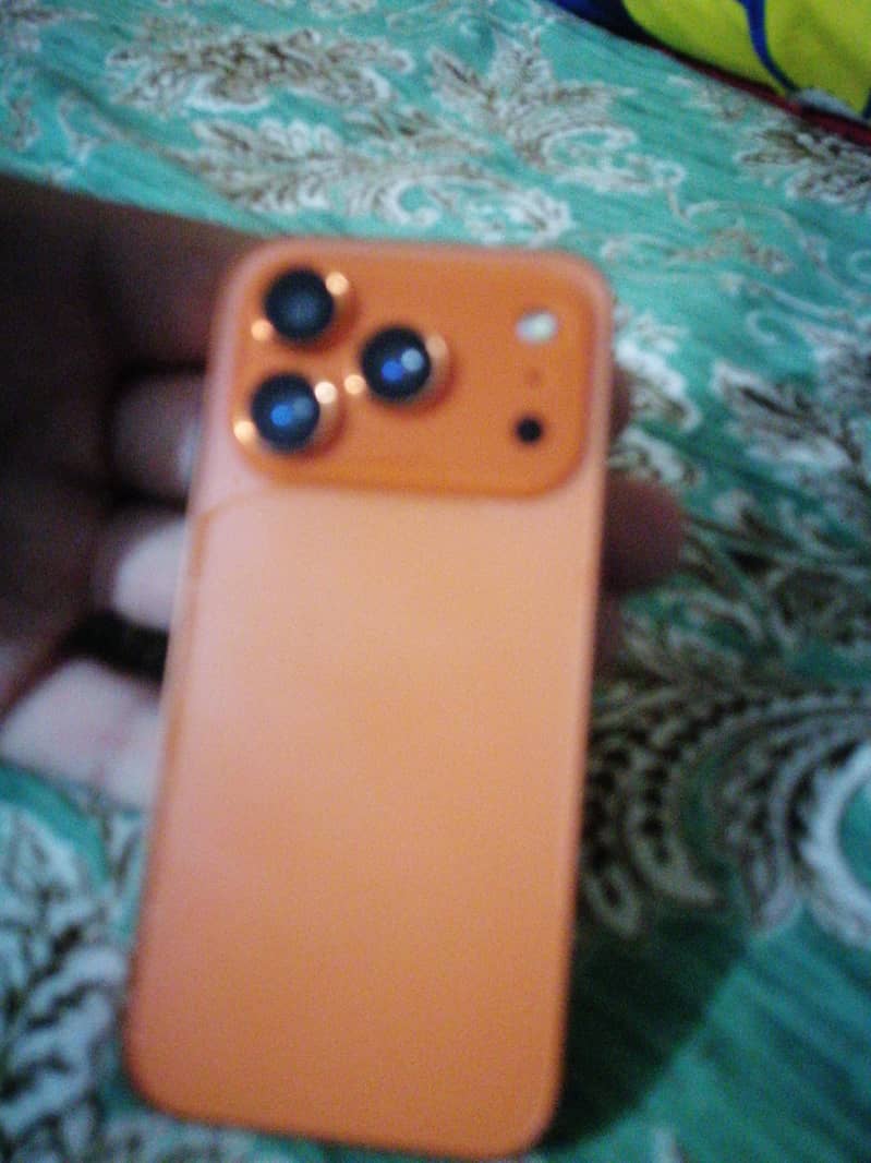 Apple iPhone 17 Pro Max 6