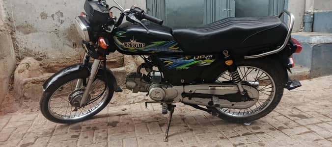 unique 70 all ok koi kam nhi ha gardi me 1st owner mere nam pe