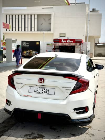 Honda Civic Oriel 2017