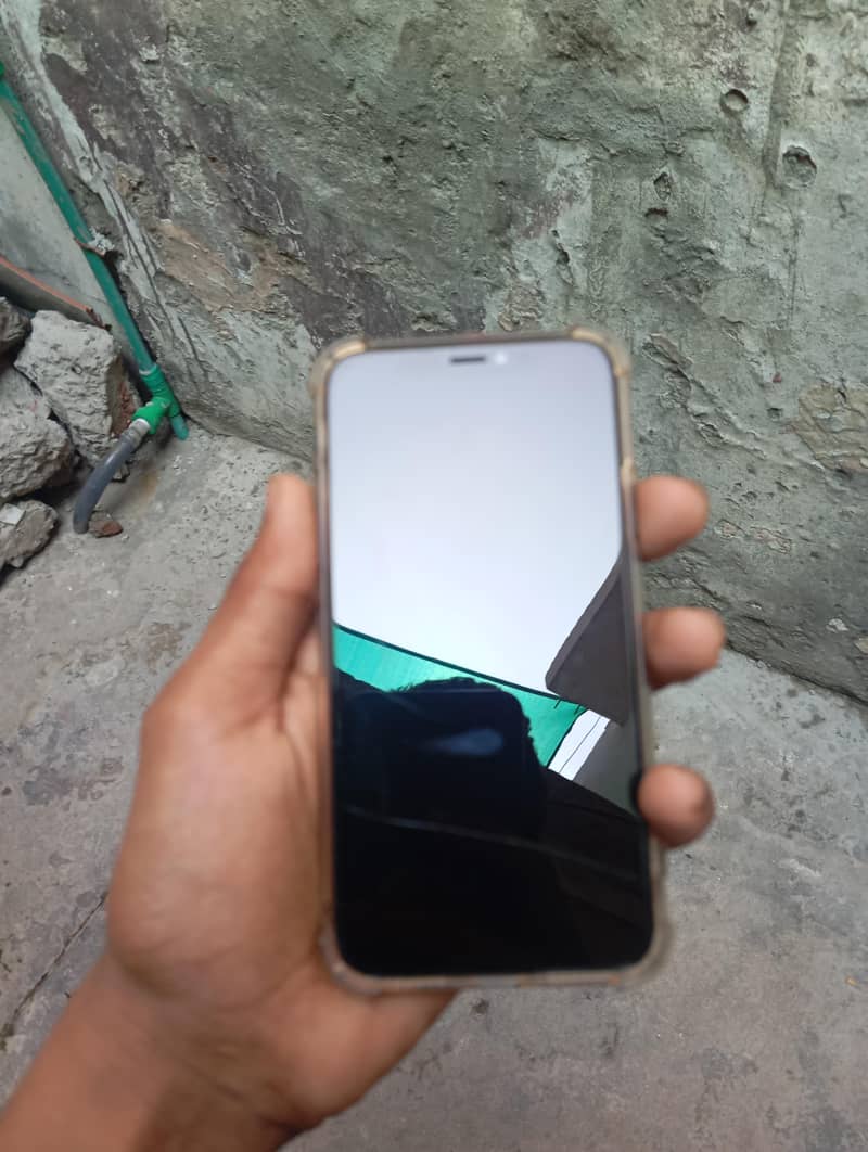 Apple iPhone X 1