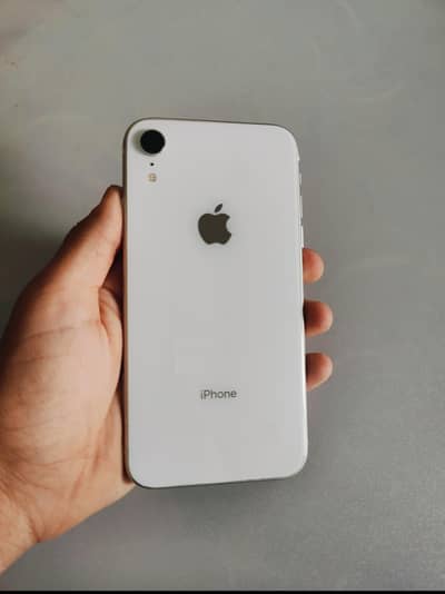 Apple iPhone XR