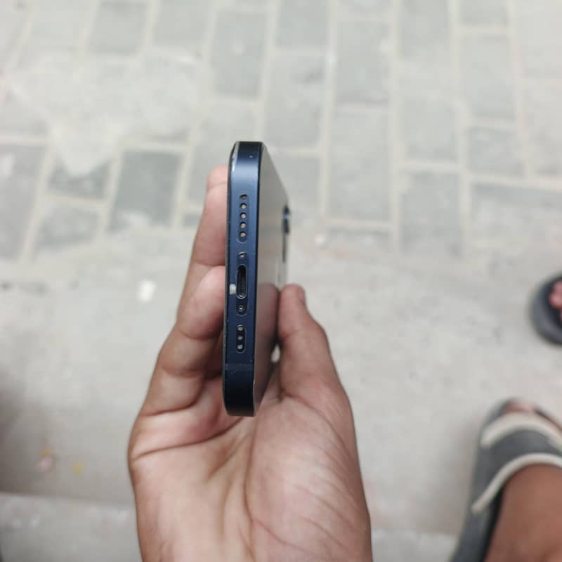 Iphone 12 3