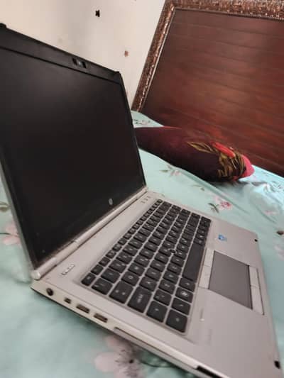Elitebook 8460P i5 core